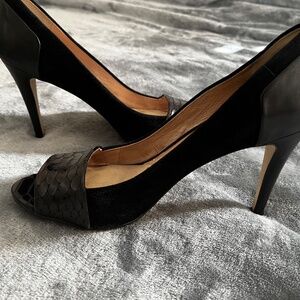 Louise et Cie Black Pumps